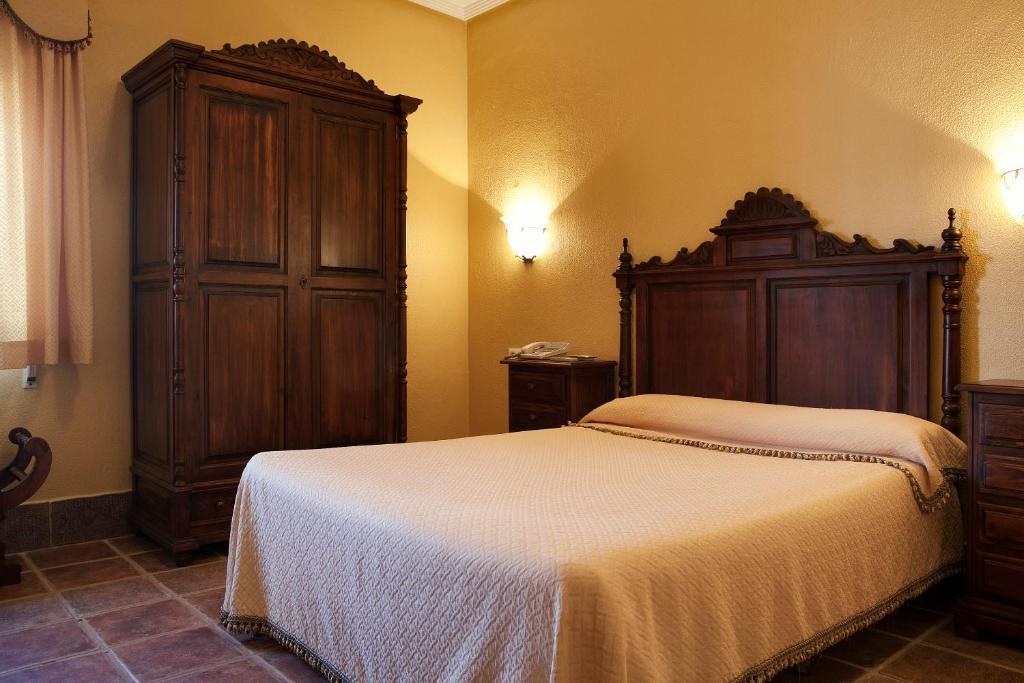 Hospederia Santiago Hotel Chiclana de la Frontera Bilik gambar